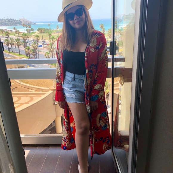 Meet your Posher, Kris - Picture 8 of 9